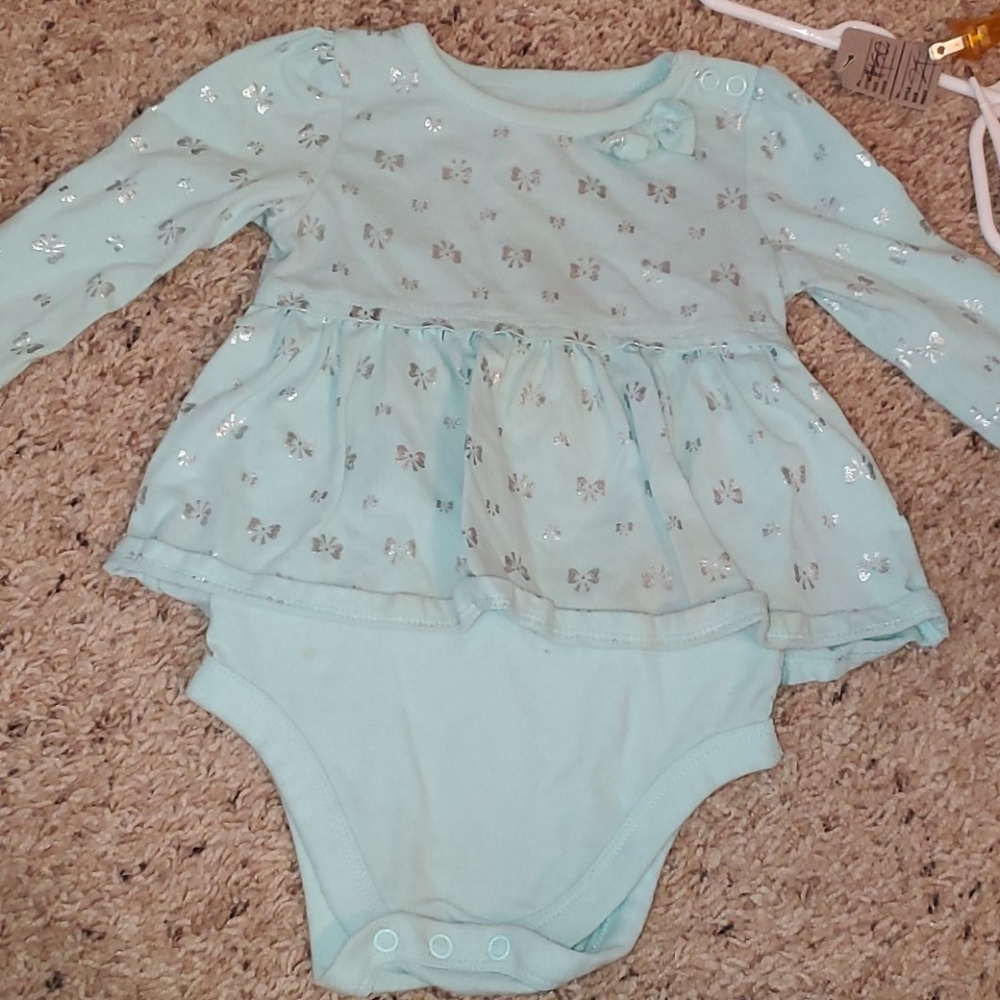 Long sleeve onesie